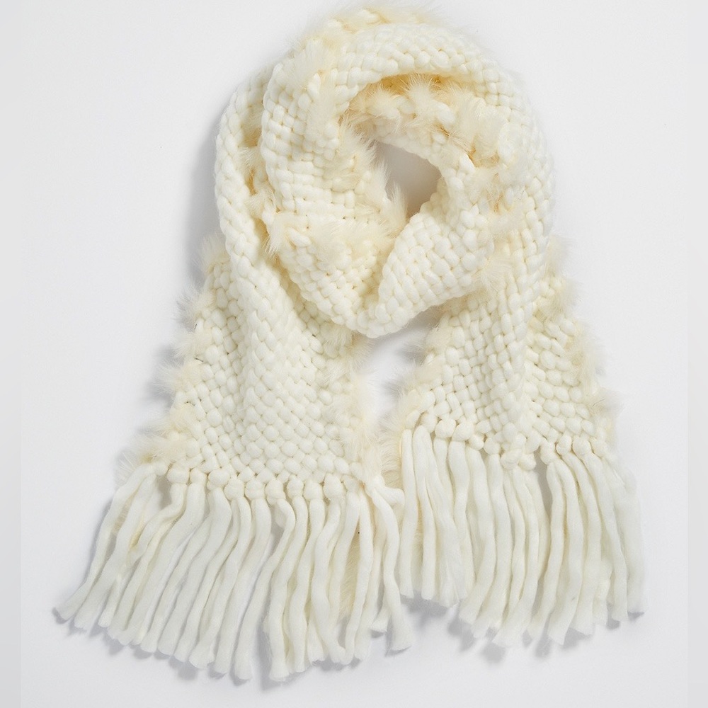 Maurices White “Very Chunky” Popcorn Knit Faux Fur Scarf With Tassel Fringe Hem